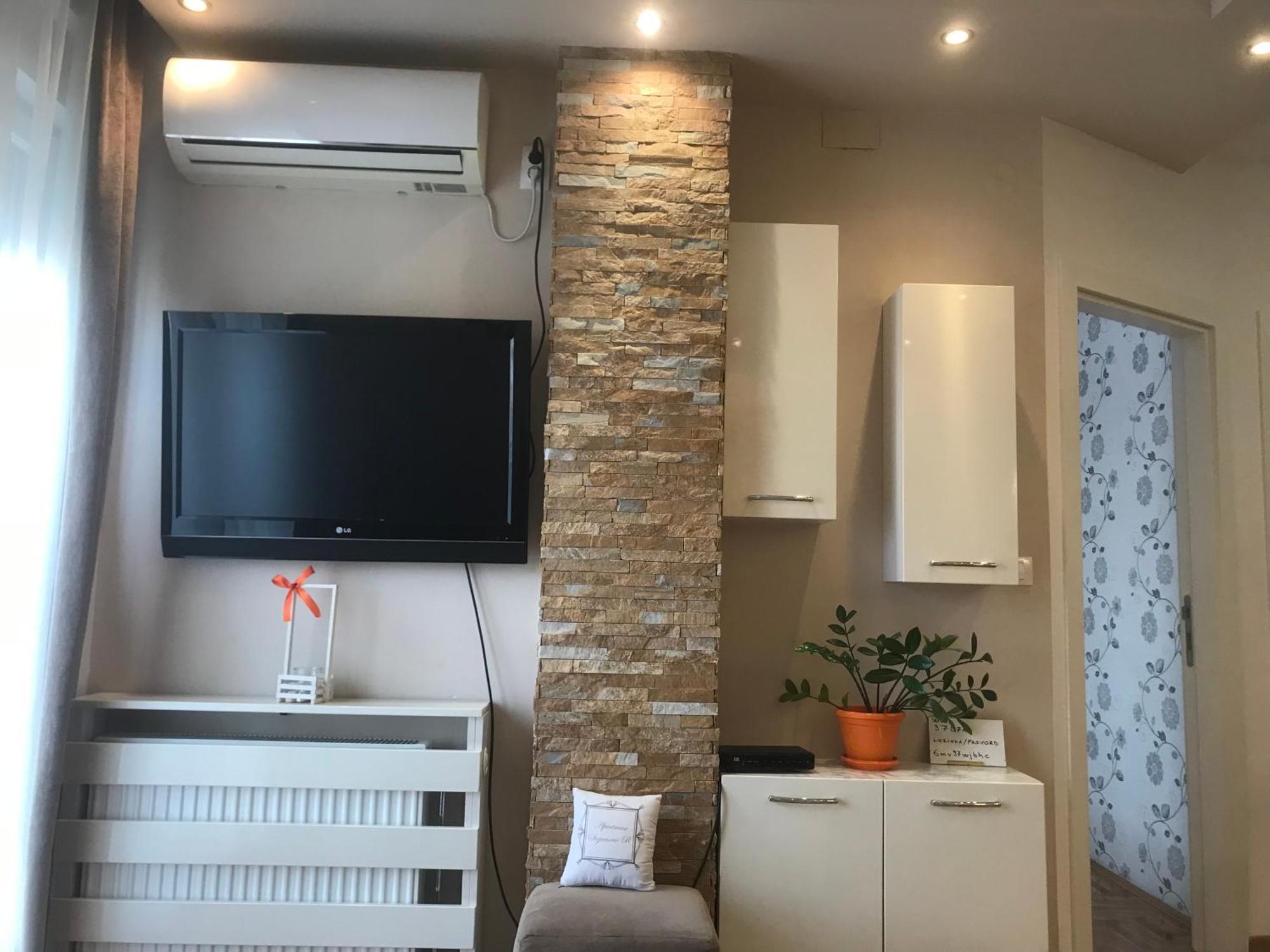Apartment Stojanovic R